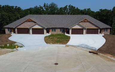 Main picture of 1907 Saint Mathews Ct