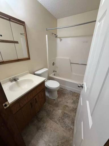Main picture of Highland Block Apartments