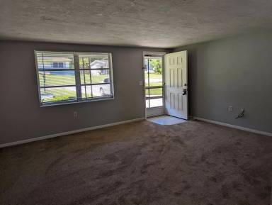 Main picture of 23 N Lee St