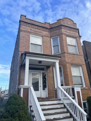 Main picture of 1817 S 56th Ct