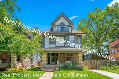 Main picture of 3703 Walnut St