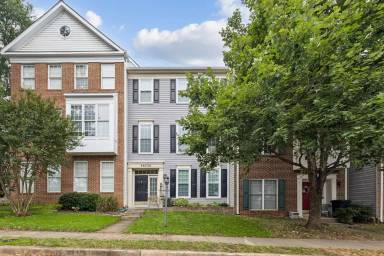 Main picture of 46738 Oakmere Ter