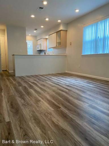 Main picture of 575 Valley View Rd