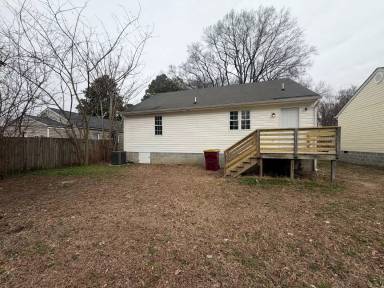 Main picture of 2104 Richmond Ave
