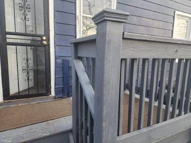Main picture of 5557 W Van Buren St