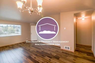 Main picture of 651 NE Ellis Way