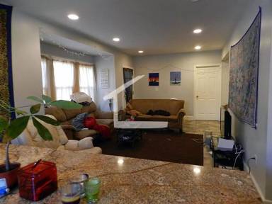 Main picture of 77 Gordon St