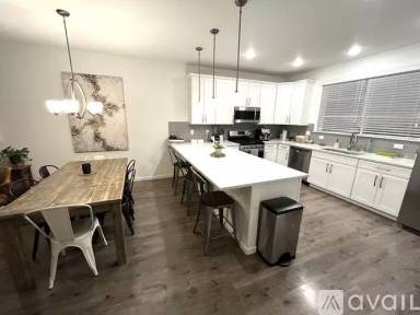 Main picture of 1606 Castle Creek Cir