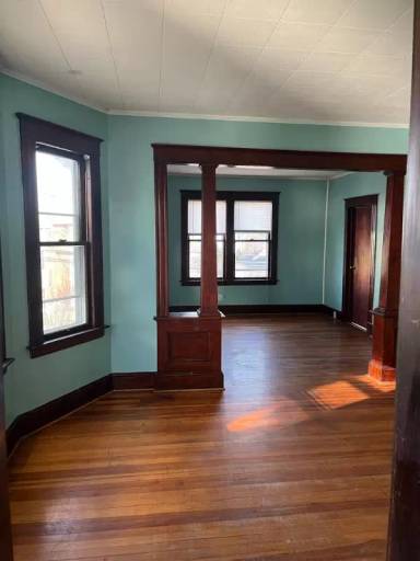 Main picture of 35 Connecticut Ave