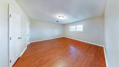 Main picture of 8031 Springtime Ln