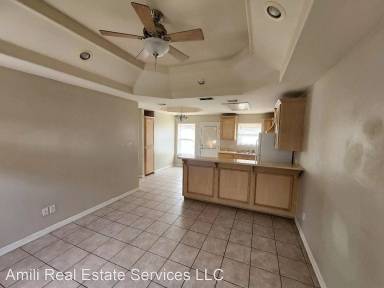 Main picture of 2304 N Erica St