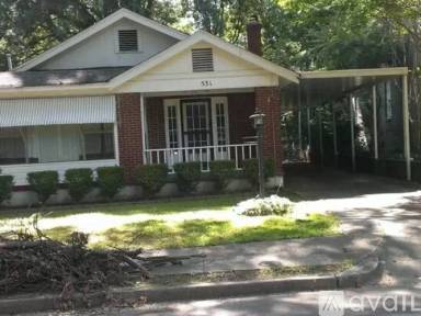 Main picture of 531 S Reese St