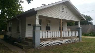 Main picture of 807 W Crawford St