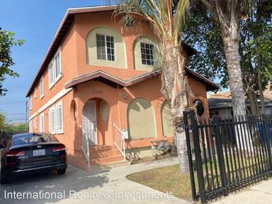 Main picture of 2645 S Longwood Ave