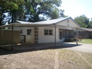 Main picture of 2313 NE 16th Ct