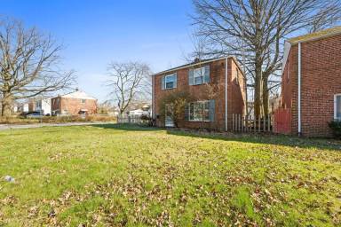 Main picture of 21000 Priday Ave