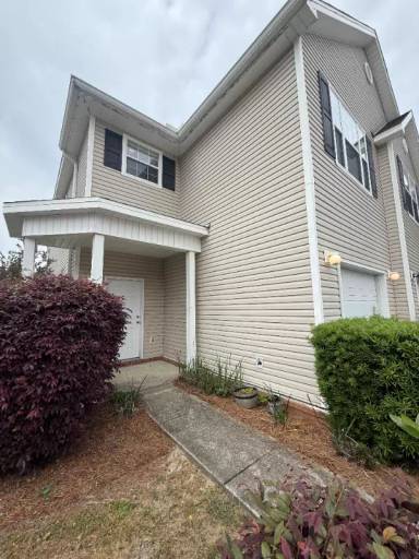 Main picture of 110 Farrah Ave