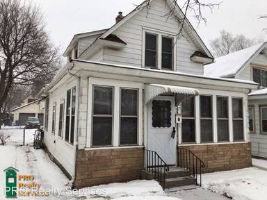 Main picture of 1367 Minnehaha Ave E