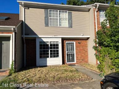 Main picture of 63 Riverchase Dr