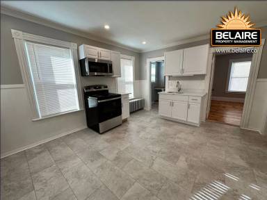 Main picture of 17 Boylston St