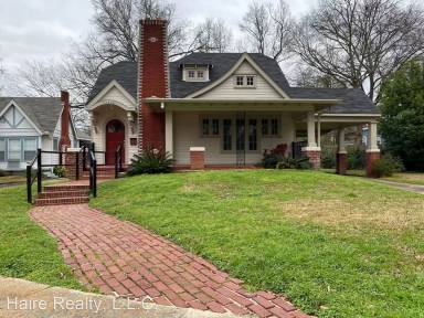 Main picture of 328 Gladstone Blvd