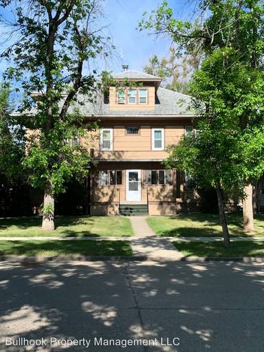 Main picture of 626 3rd Ave