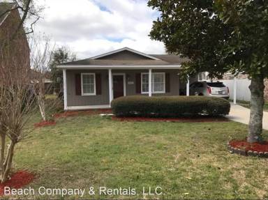 Main picture of 1027 Phyllis St