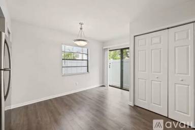 Main picture of 506 S Albany Ave