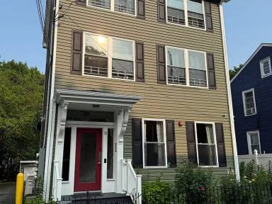 Main picture of 33 Conklin St