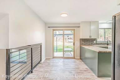 Main picture of 9510 Flower St