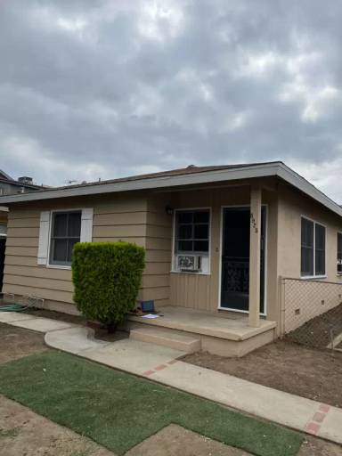 Main picture of 5925 Cedros Ave