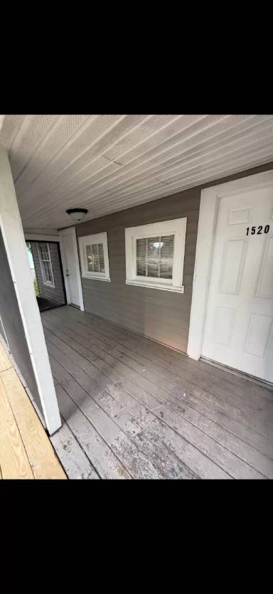 Main picture of 1520 14th Street Ct E
