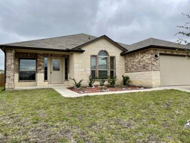 Main picture of 105 Ken Dr