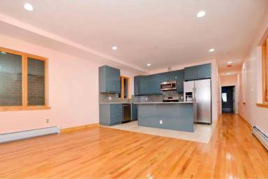 Main picture of 1112 Gilmore Ct