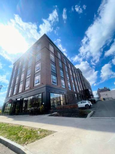 Main picture of 274 N Goodman St