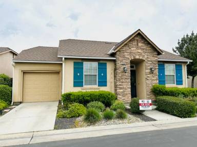 Main picture of 3688 W Cottonwood Ln
