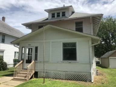 Main picture of 906 5th St NW