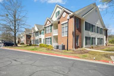 Main picture of 2212 Kudrow Ln