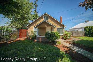 Main picture of 10671 Main St NE