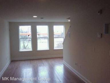 Main picture of 1940 N Gratz St