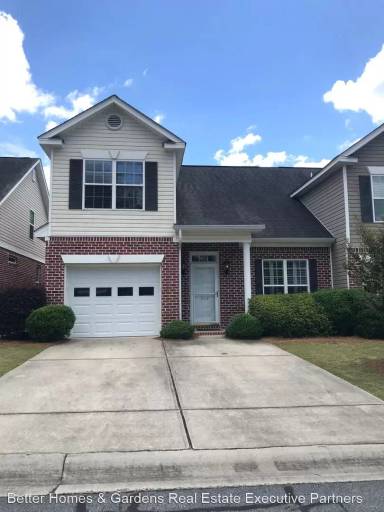 Main picture of 533 Laniers Way
