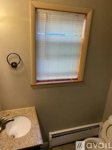 Main picture of 200 E Front St