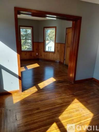 Main picture of 21 Whipple St