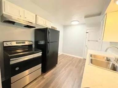 Main picture of 115 5th Ave