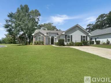 Main picture of 4333 Oakwood Cir