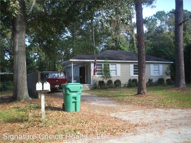 Main picture of 414 Canna Dr