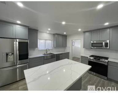 Main picture of 5206 Range View Ave