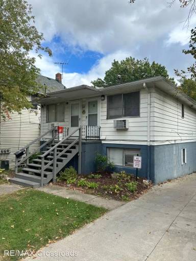 Main picture of 595 Brown St