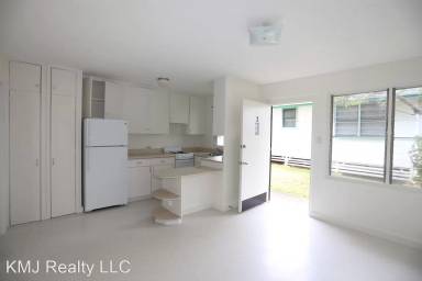Main picture of 36 Maluniu Ave