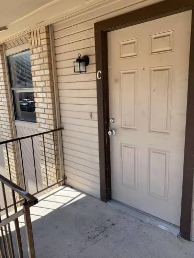 Main picture of 209 Erby Ave